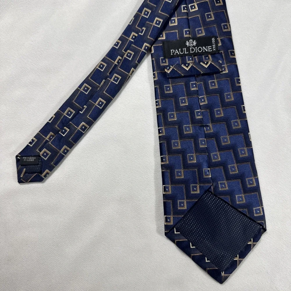 PAUL DIONE Men's 100% Silk Classic Necktie‎ Designer CHECKERED Navy Blue EUC